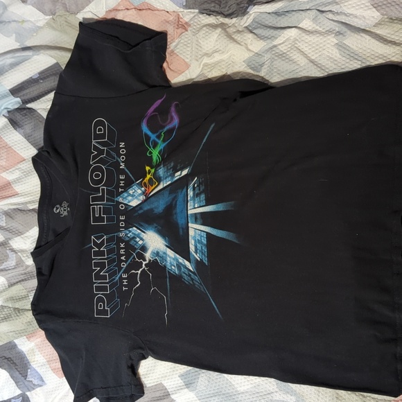 T-shirt - Picture 1 of 2